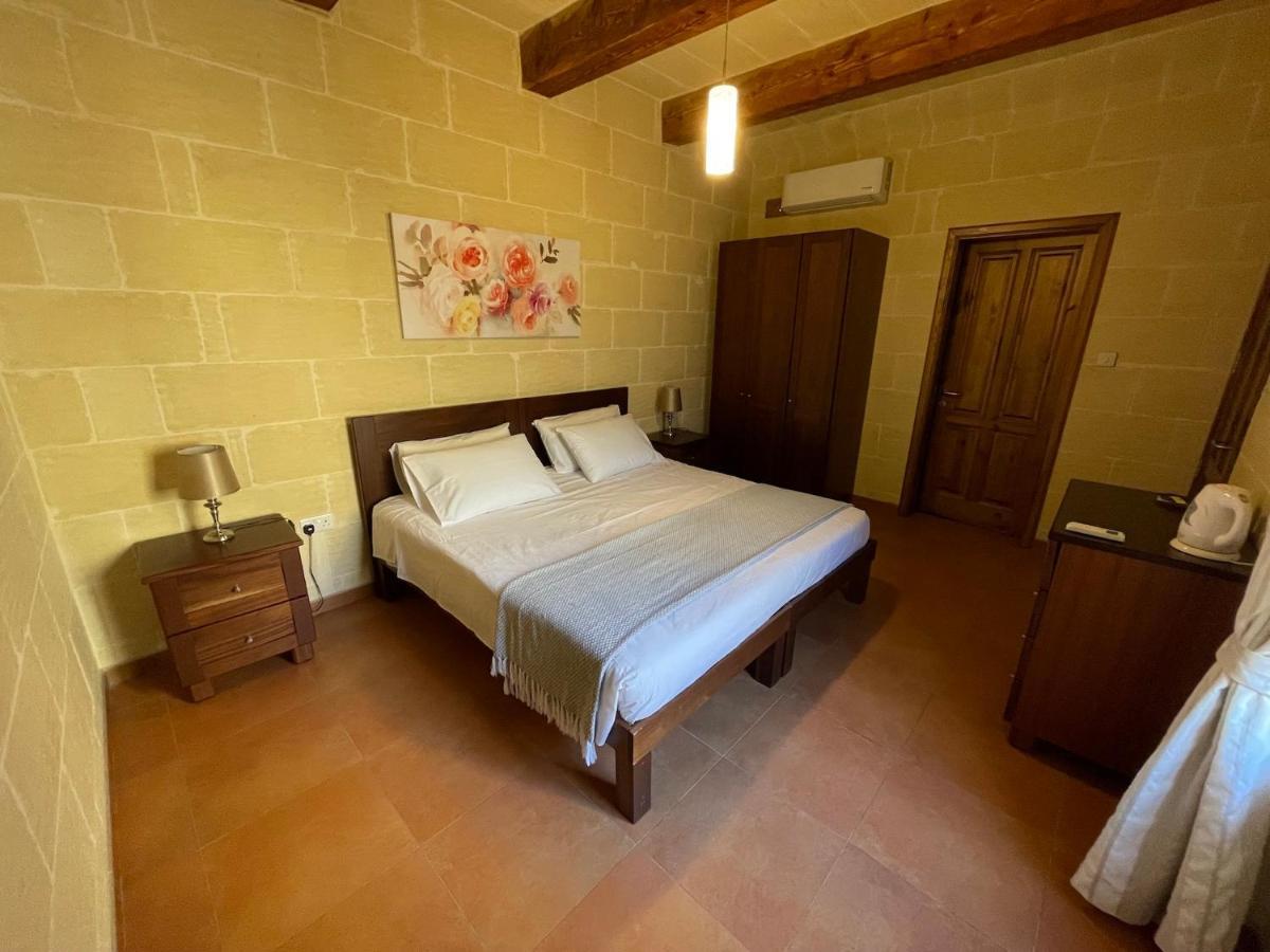 Gilju B&B Xaghra Bagian luar foto
